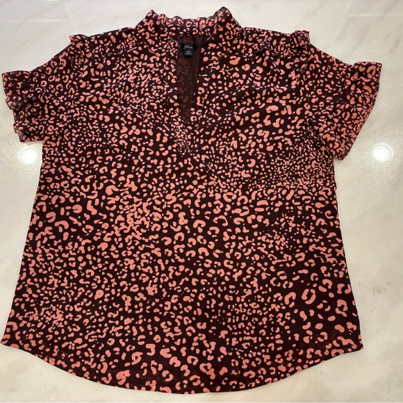 J Crew Short Sleeve Ruffle Leopard Blouse (XS) - Picture 1 of 2